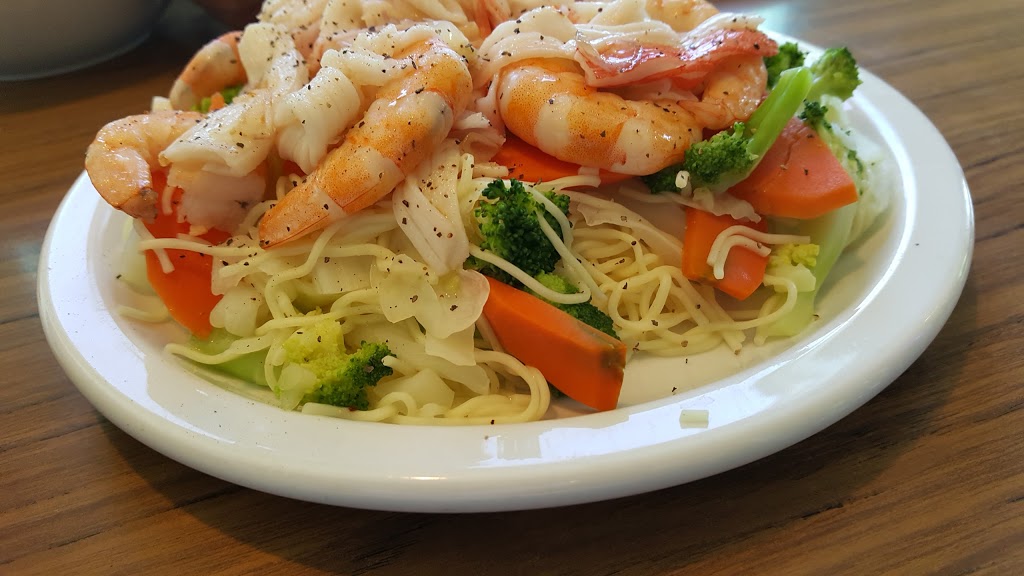 Pho Gia Thanh Restaurant | 102 Church St, Emerson, MB R0A 0L0, Canada | Phone: (204) 373-2499