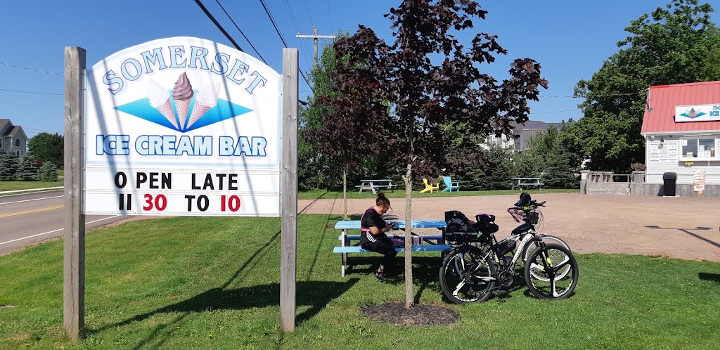 Somerset Ice Cream Bar | 2 Somerset St, Kinkora, PE C0B 1N0, Canada | Phone: (902) 887-3248