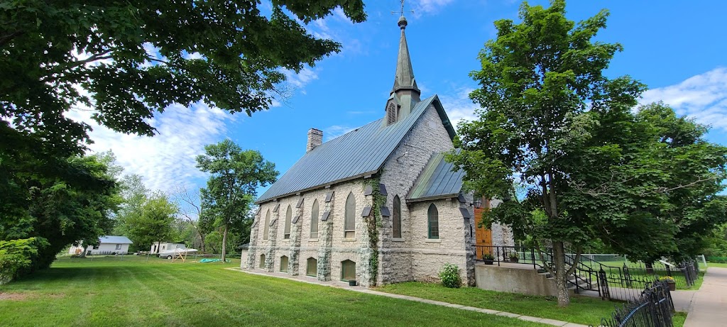 Spruceholme Inn | 204 Rue Principale, Fort-Coulonge, QC J0X 1V0, Canada | Phone: (819) 683-5635