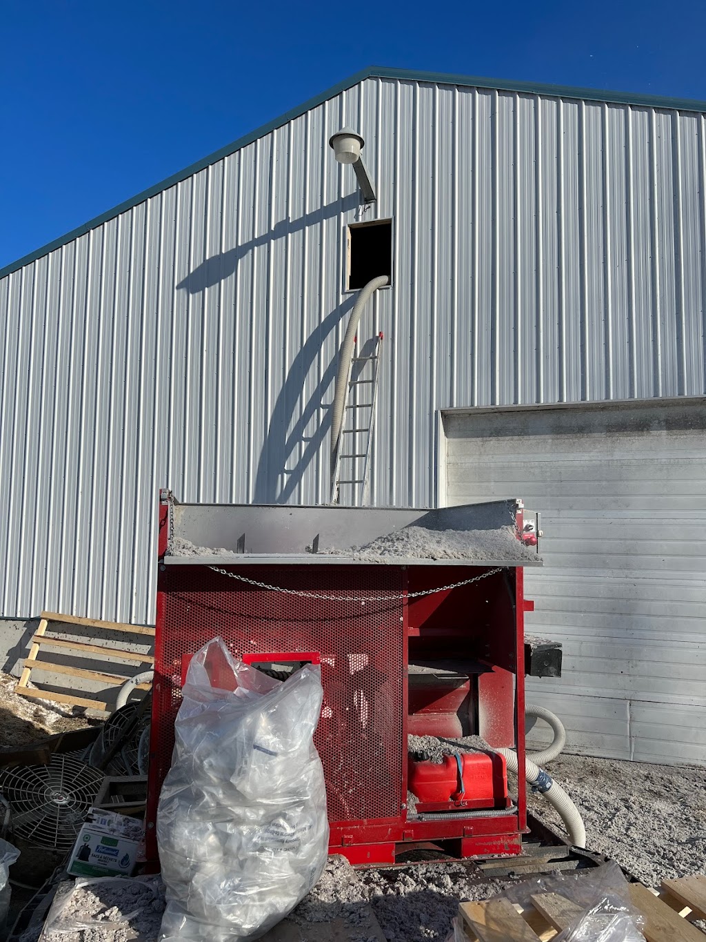 Acadia Colony Farms Ltd | Carberry Trail, Carberry, MB R0K 0H0, Canada | Phone: (204) 834-3986