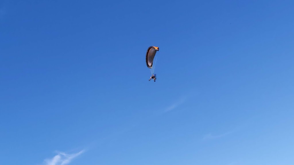 Air Vision Adventures (Props Airfield) | 6674 Talbot Rd, Canfield, ON N0A 1C0, Canada | Phone: (905) 518-9082