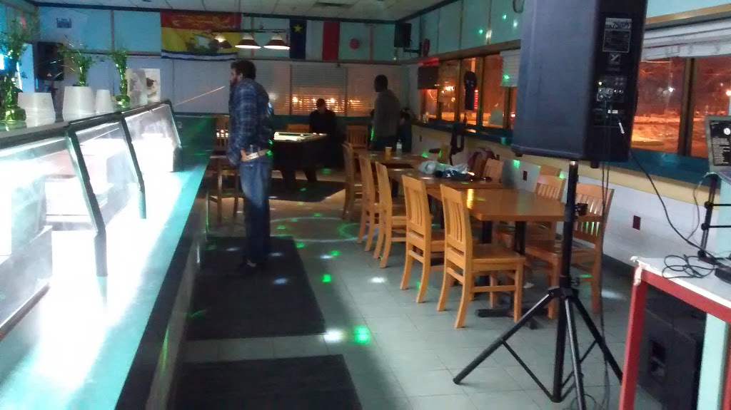 Slam Grill Restaurant & Bar | 3685 Keele St Unit 1C, North York, ON M3J 3H6, Canada | Phone: (416) 631-1489