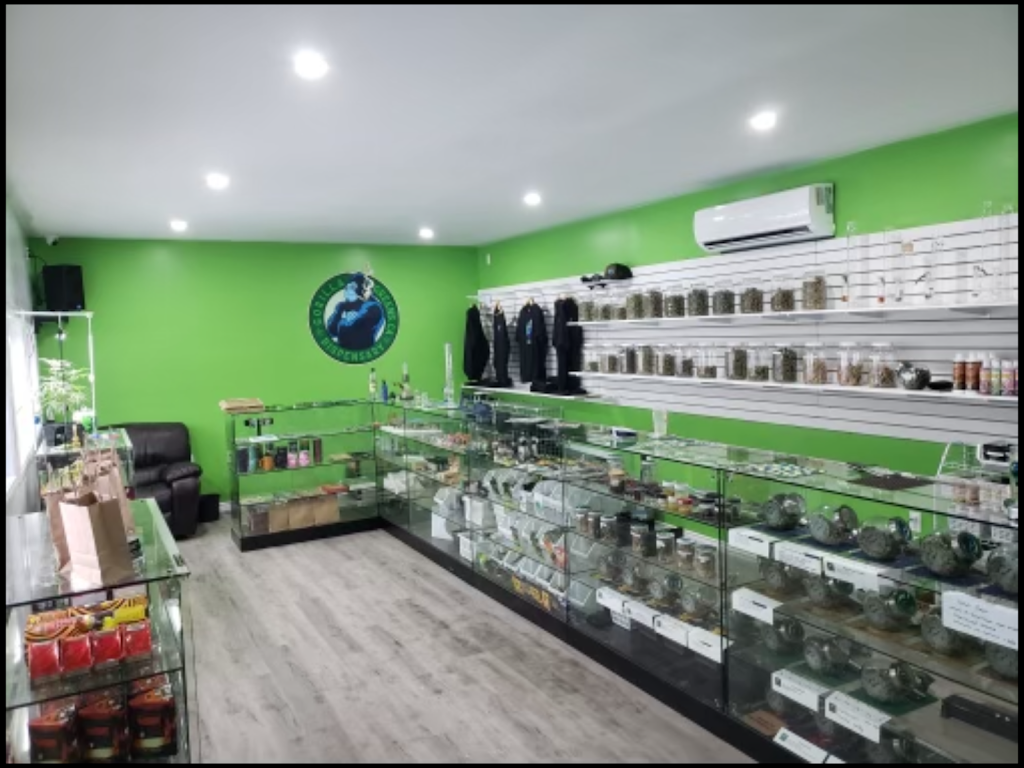 Gorilla Greens Dispensary | 3701 Mississauga Rd, Hagersville, ON N0A 1H0, Canada | Phone: (519) 209-1852