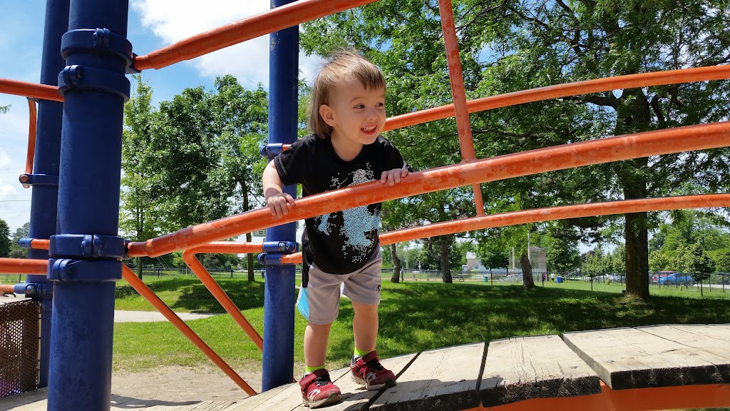 Duncan McLellen Park | 835 18th St E, Owen Sound, ON N4K 2B1, Canada | Phone: (519) 376-1440