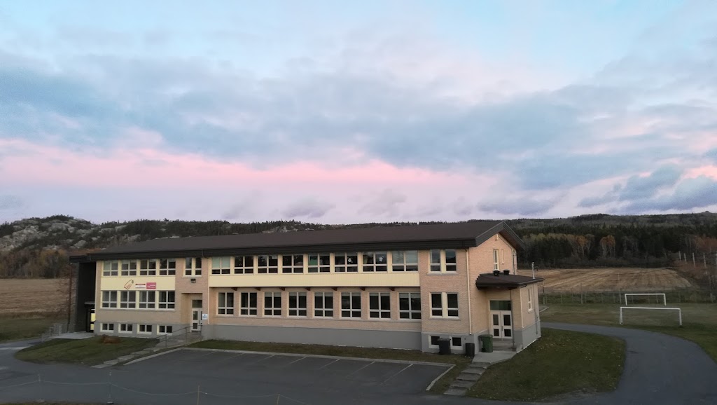 School Les Pèlerins | 6 Chem. de la Madone, Saint-André-de-Kamouraska, QC G0L 2H0, Canada | Phone: (418) 856-7051