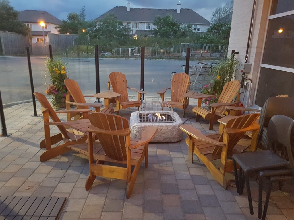 Hunters Public House | 4750 Bank St, Gloucester, ON K1T 0K8, Canada | Phone: (613) 822-7171