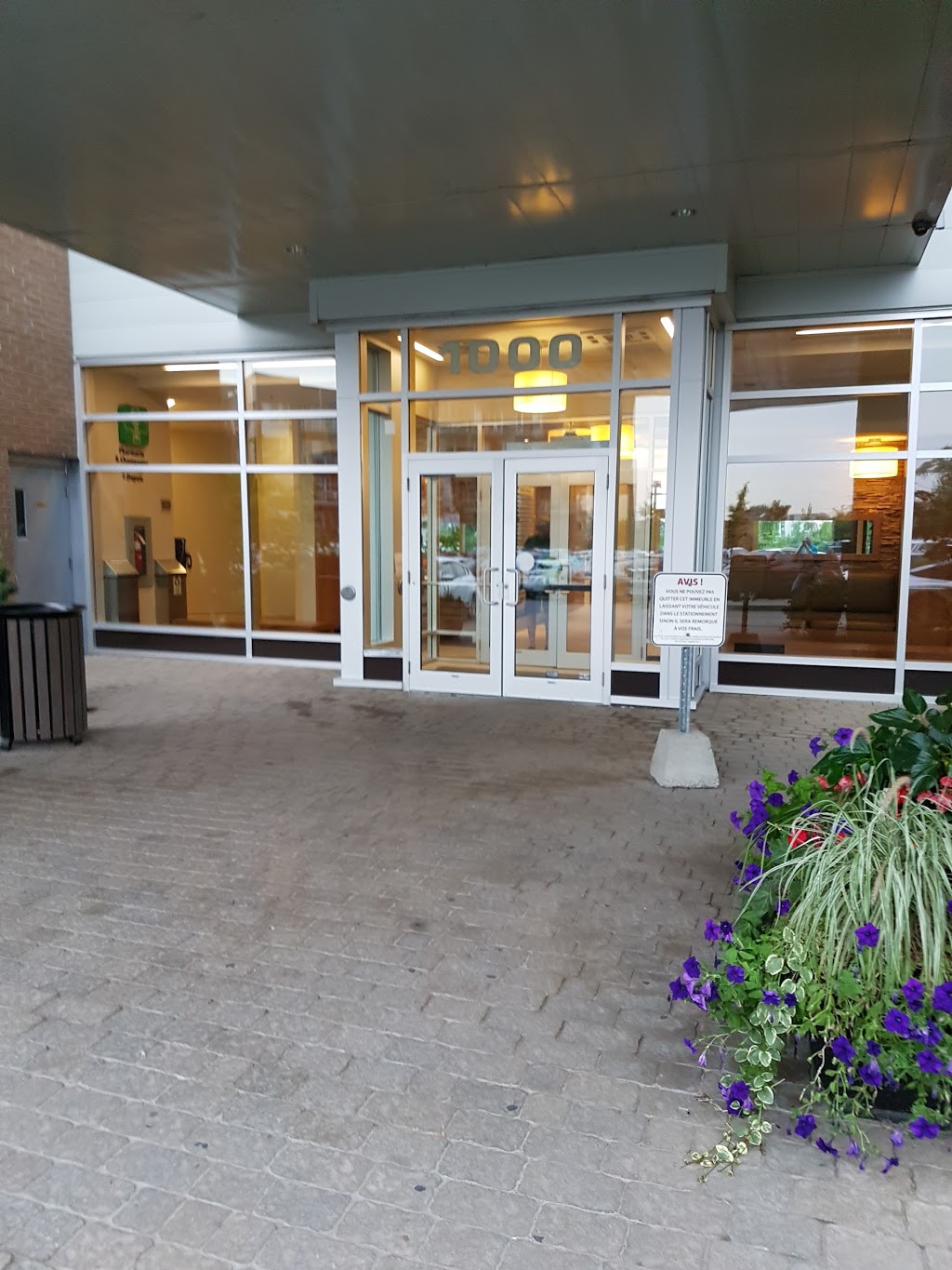 Clinique Podiatrique Pierre Le Gardeur | 1000 Montée des Pionniers #330, Terrebonne, QC J6V 1S8, Canada | Phone: (450) 914-2141