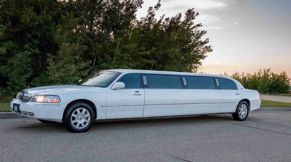 Apex Limousine & Car Services | 1076 James Crescent NW, Edmonton, AB T6L 6P6, Canada | Phone: (780) 466-0406