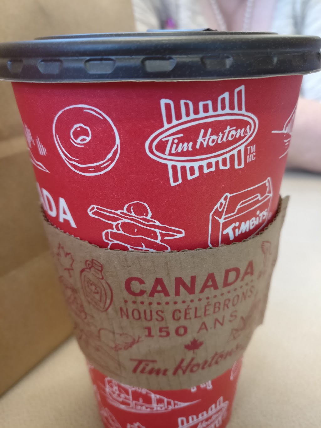 Tim Hortons | 942 Dundas St, Woodstock, ON N4S 1H3, Canada | Phone: (519) 539-5371