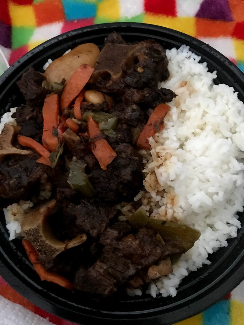 Jamaica Island Cuisine | 965 Bovaird Dr W Unit #10, Brampton, ON L6X 5K7, Canada | Phone: (905) 455-7429