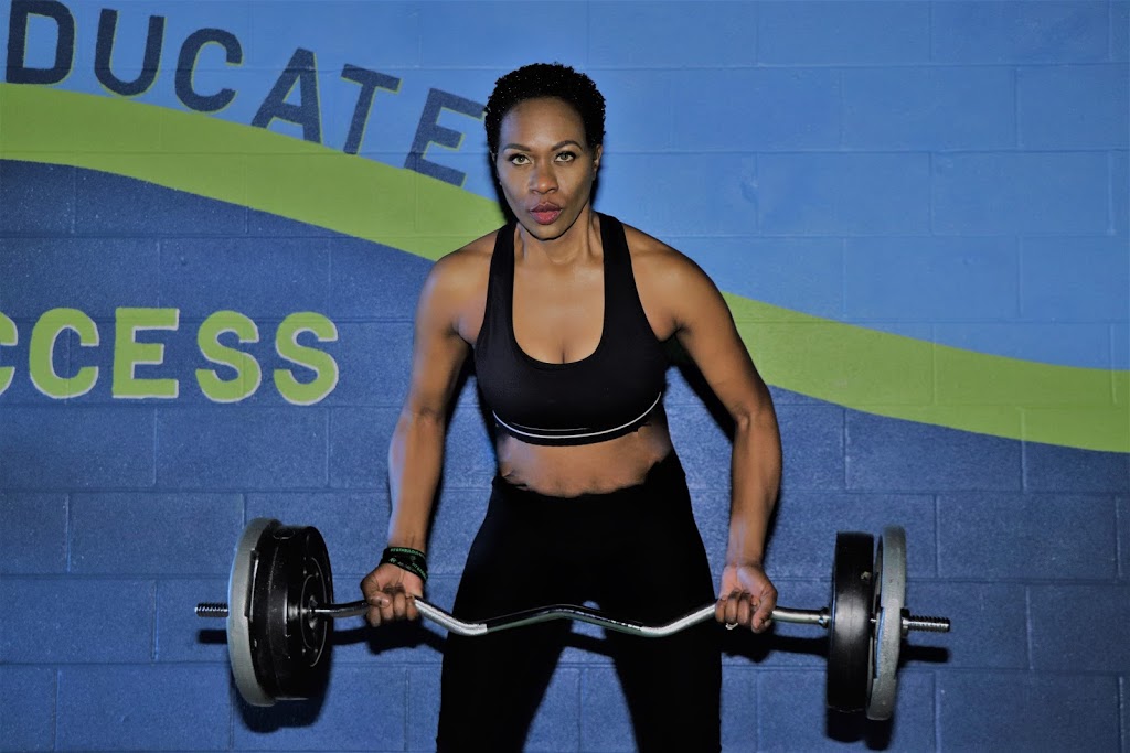 SuzyMari Health & Fitness Studio | 100 Westmore Dr #27, Etobicoke, ON M9V 5C3, Canada | Phone: (416) 746-2431