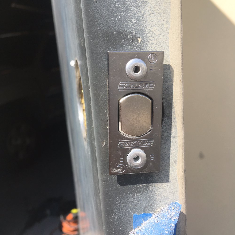 Simplify Locksmith Keswick | 210 Bayview Ave, Keswick, ON L4P 2T3, Canada | Phone: (289) 512-0088