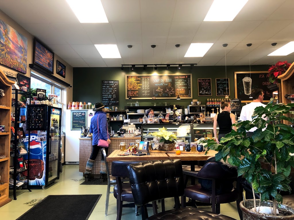 Steamers Coffee | 1204 Notch Hill Rd, Sorrento, BC V0E 2W2, Canada | Phone: (250) 675-5255