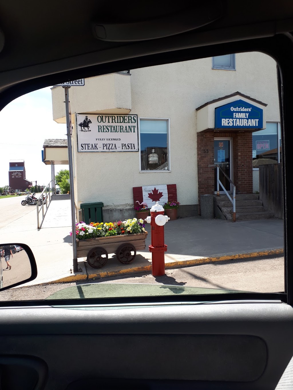 Frontier General Store | 29 Main St E, Big Valley, AB T0J 0G0, Canada | Phone: (403) 876-2275
