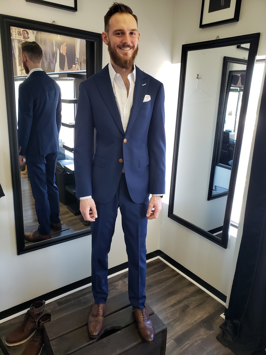 Tolo Clothier | 6981 Millcreek Dr unit 18, Mississauga, ON L5N 6B8, Canada | Phone: (647) 655-4966