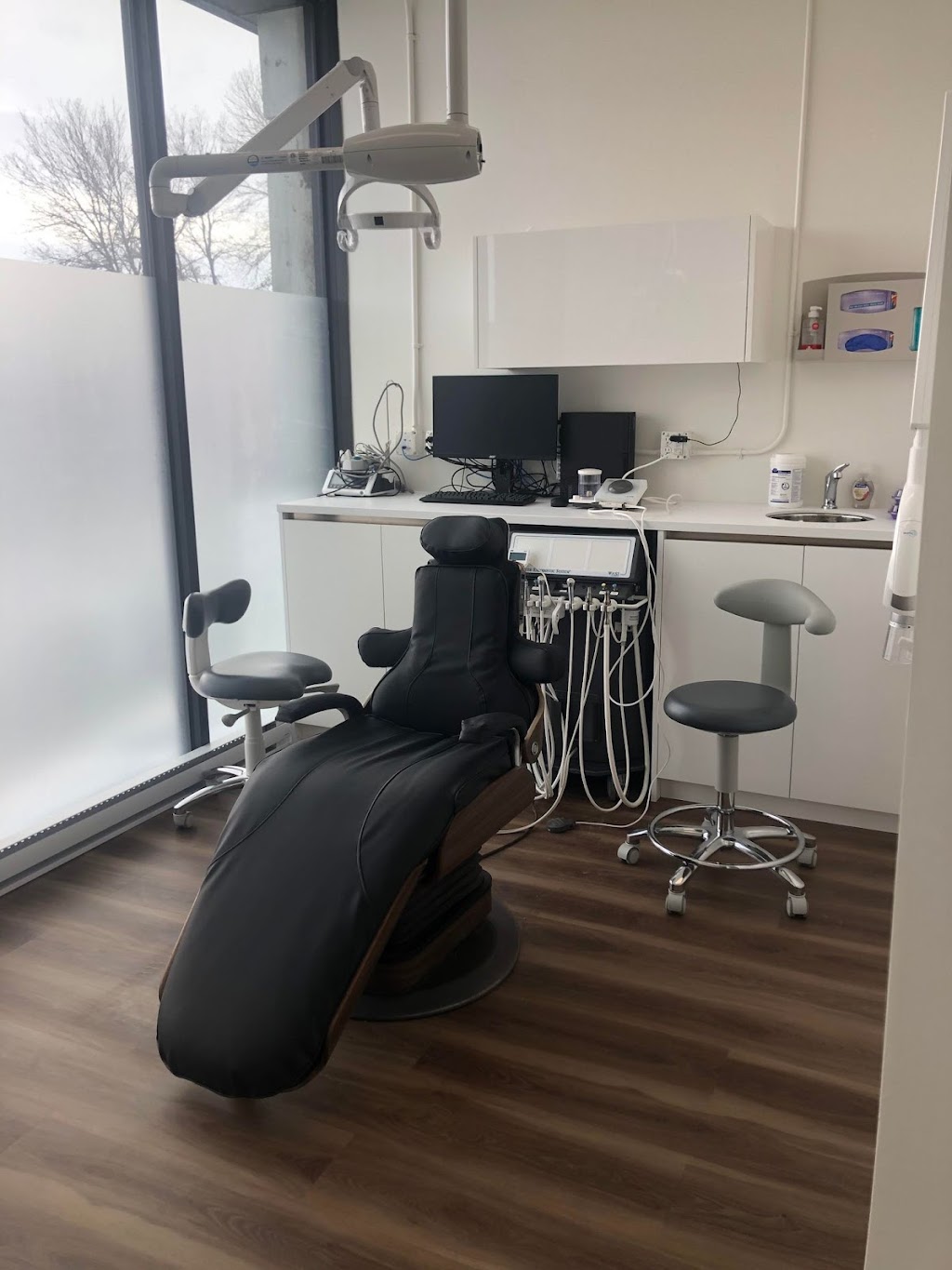 Market View Dental | 3435 Pembina Hwy #100, Winnipeg, MB R3V 0B8, Canada | Phone: (204) 261-7798