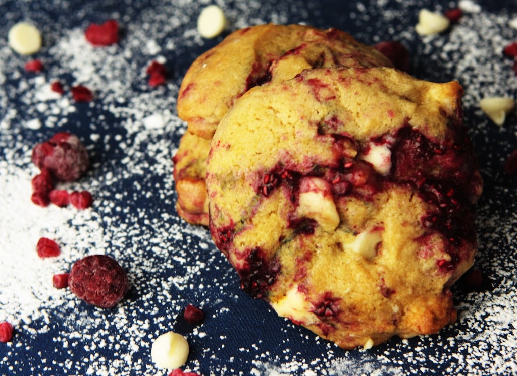 Little Bees Bakeshop | 124 Covepark Pl NE, Calgary, AB T3K 6A1, Canada | Phone: (587) 436-9751