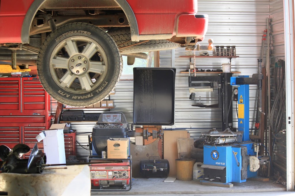 D & L Snyder Enterprises | 1955 Yearley Rd, Sprucedale, ON P0A 1Y0, Canada | Phone: (705) 685-1357