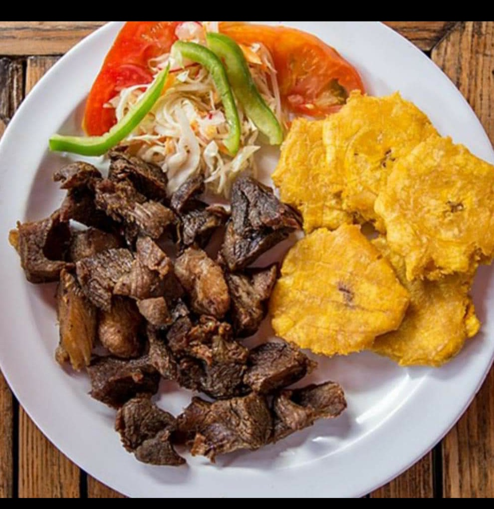 LA BELLE HAITIENNE | 15 Rue Mgr Cloutier, Trois-Rivières, QC G8V 1S7, Canada | Phone: (819) 524-1710