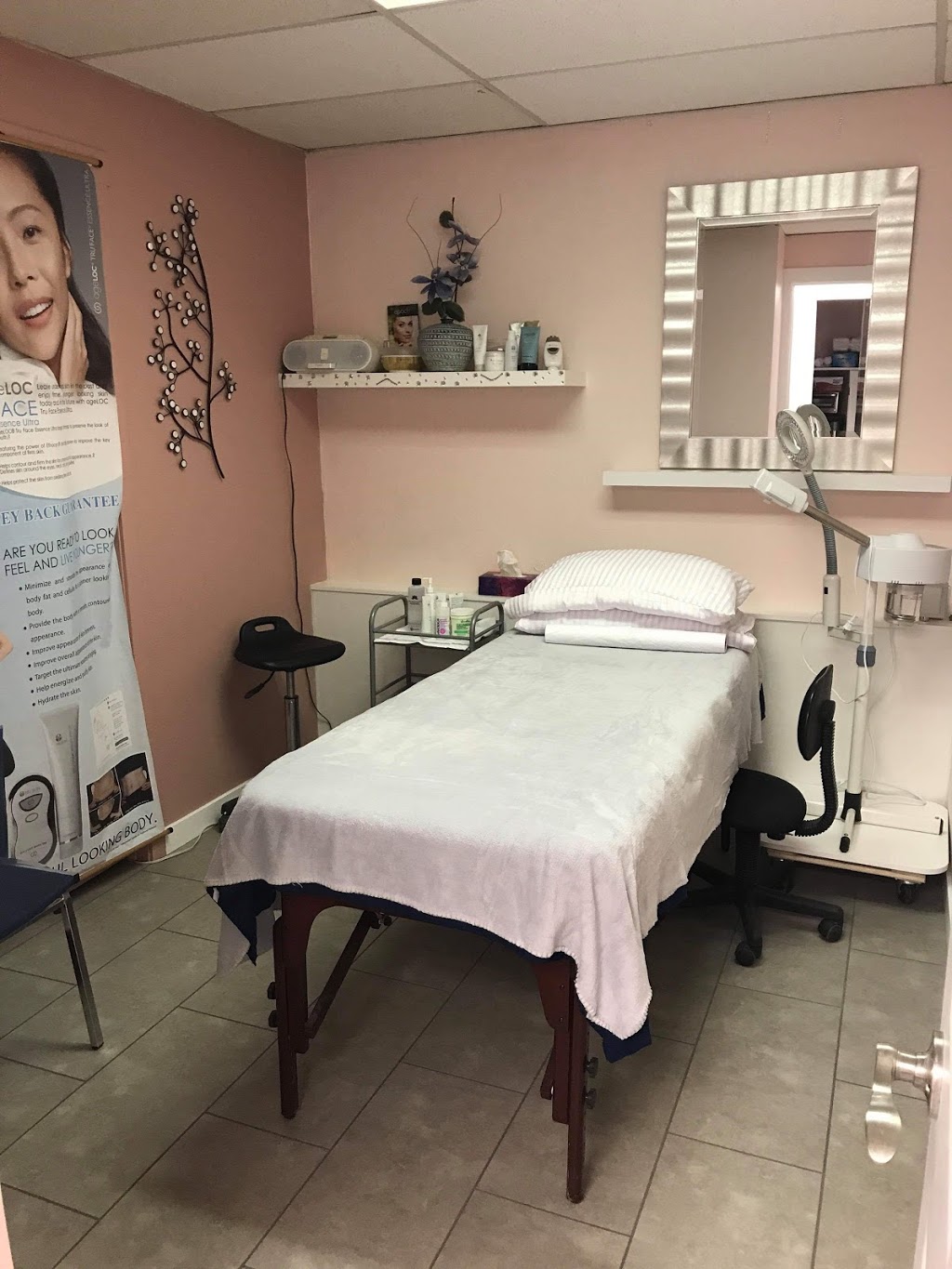 Lotus Hair & Spa Salon | 12918 127 St NW, Edmonton, AB T5L 1A9, Canada | Phone: (780) 488-1648