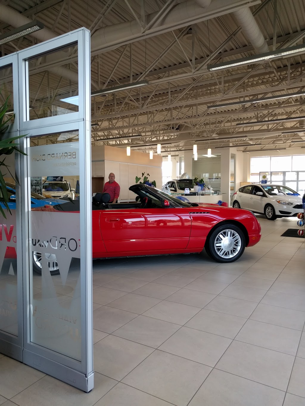 Viau Ford | 600 Rue Notre Dame, Saint-Rémi, QC J0L 2L0, Canada | Phone: (450) 454-7501