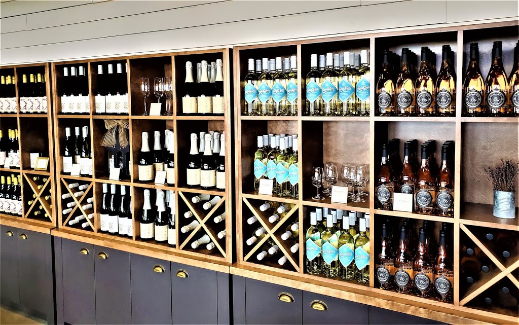 Lightfoot & Wolfville Vineyards | 11143 Evangeline Trail, Wolfville, NS B4P 2R1, Canada | Phone: (902) 542-7774
