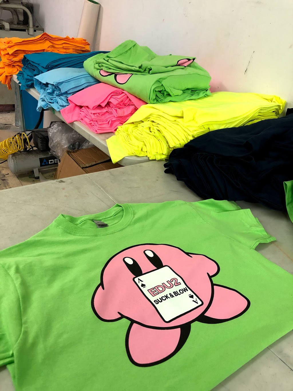 SPS Graphics Inc. Custom T Shirts | 9870 Rue Verville, Montréal, QC H3L 3E2, Canada | Phone: (514) 983-3741
