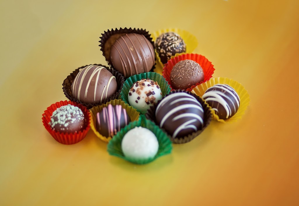 Bliss Truffles and Gelato | 621 Barton St #8, Stoney Creek, ON L8E 5R8, Canada | Phone: (289) 656-1166