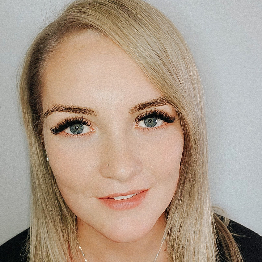 Beauty Blooms Lash & Brow Studio | 46 Amanda Lane, La Broquerie, MB R0A 0W1, Canada | Phone: (204) 905-4853