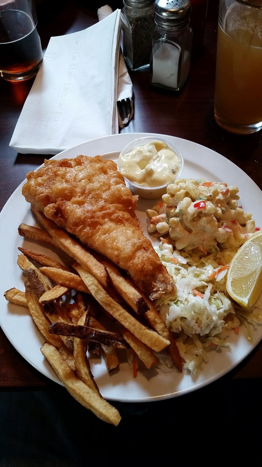 Potters Field Restaurant & Pub | 425 Potters Rd, Buffalo, NY 14220, USA | Phone: (716) 824-1353