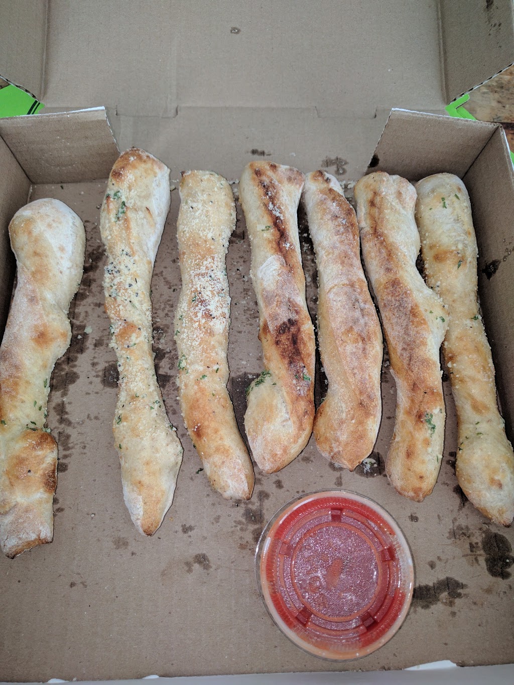La Pizza & Pasta | 30 Taunton Rd E, Oshawa, ON L1G 3T7, Canada | Phone: (905) 725-5100