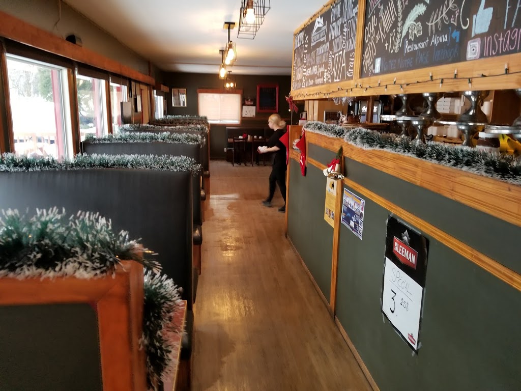 Restaurant Alpina | 1189 Chemin de la Montagne, Gatineau, QC J9J 3S2, Canada | Phone: (819) 607-6677