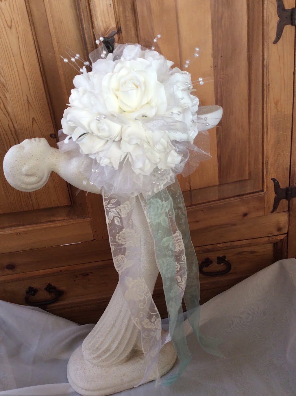SILK WEDDING FLORAL DESIGNS BY LINDY | 152 St NW, Edmonton, AB T5R 1L3, Canada | Phone: (780) 718-9477