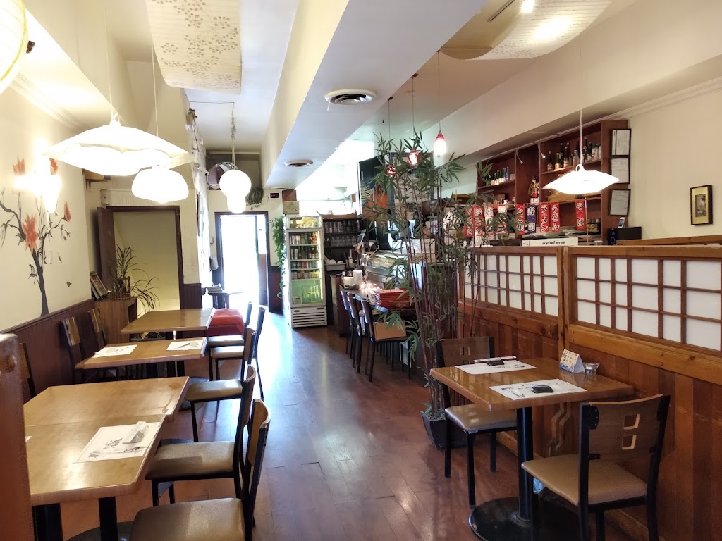 Sushi On Roncy | 293 Roncesvalles Ave, Toronto, ON M6R 2M3, Canada | Phone: (647) 347-7735