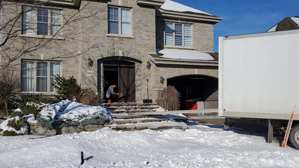 Transport LC | 1071 Rue Marcil, LAssomption, QC J5W 0A4, Canada | Phone: (514) 880-1727