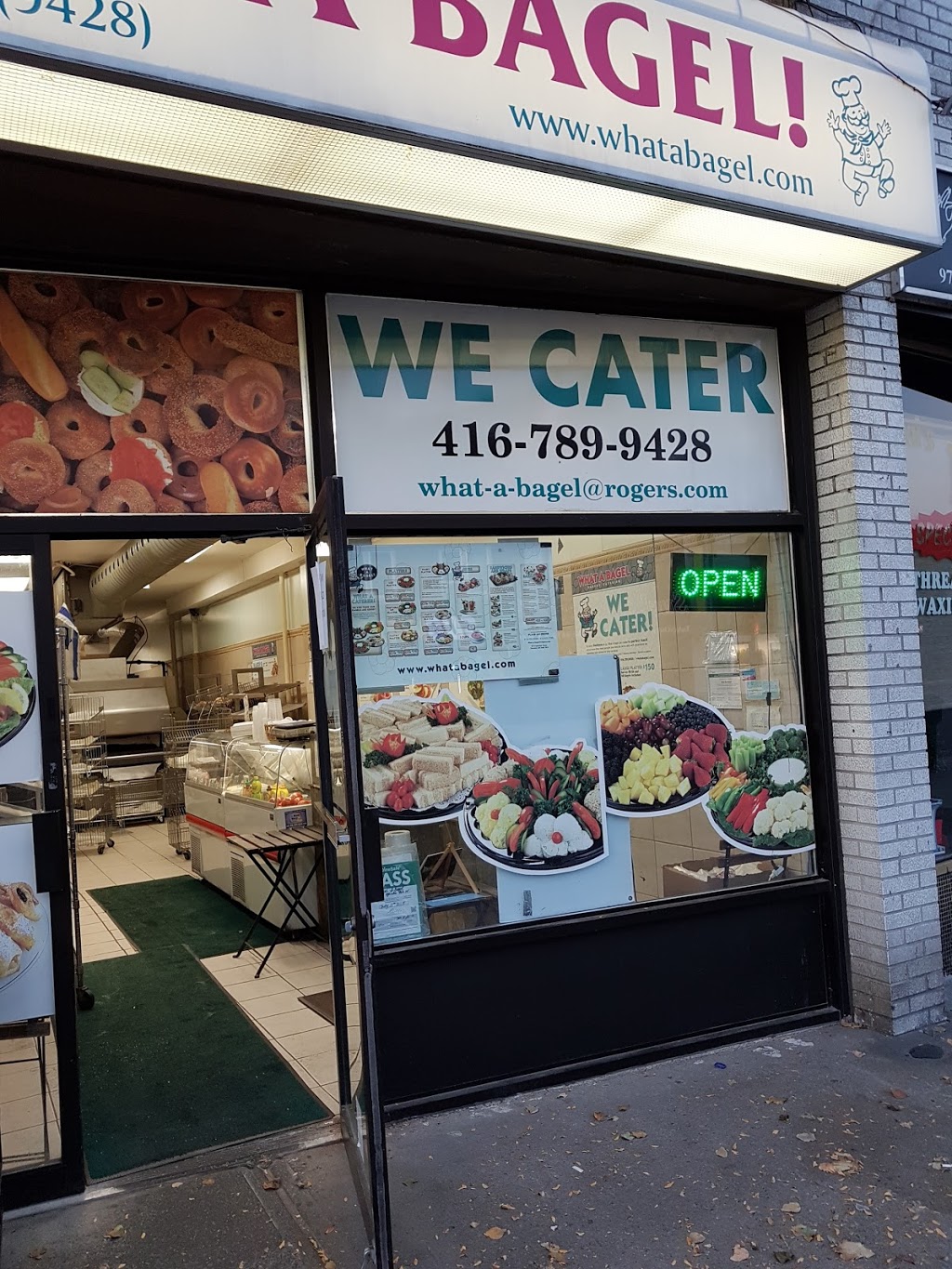 Abas Bagel Company | 884 Eglinton Ave W, Toronto, ON M6C 2B6, Canada | Phone: (416) 780-2020