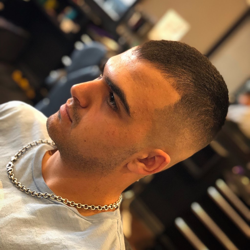 Ultimate Fades | 13130 Yonge St, Richmond Hill, ON L4E 1A3, Canada | Phone: (289) 234-3237