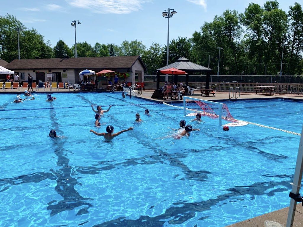 Club Aquatique de Baie-dUrfé | 20613 Rue Lakeshore, Baie-dUrfé, QC H9X 2Z4, Canada | Phone: (514) 457-1901