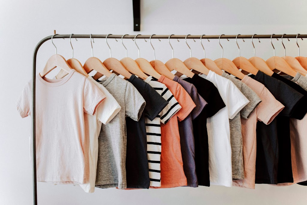 mini mioche | 58 Wade Ave, Toronto, ON M6H 1P6, Canada | Phone: (647) 347-3918