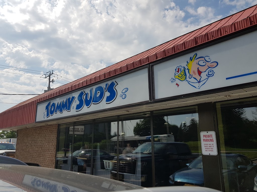 Tommy Suds Laundry Centre | 79 Commissioners Rd W, London, ON N6J 4H9, Canada | Phone: (519) 679-7428