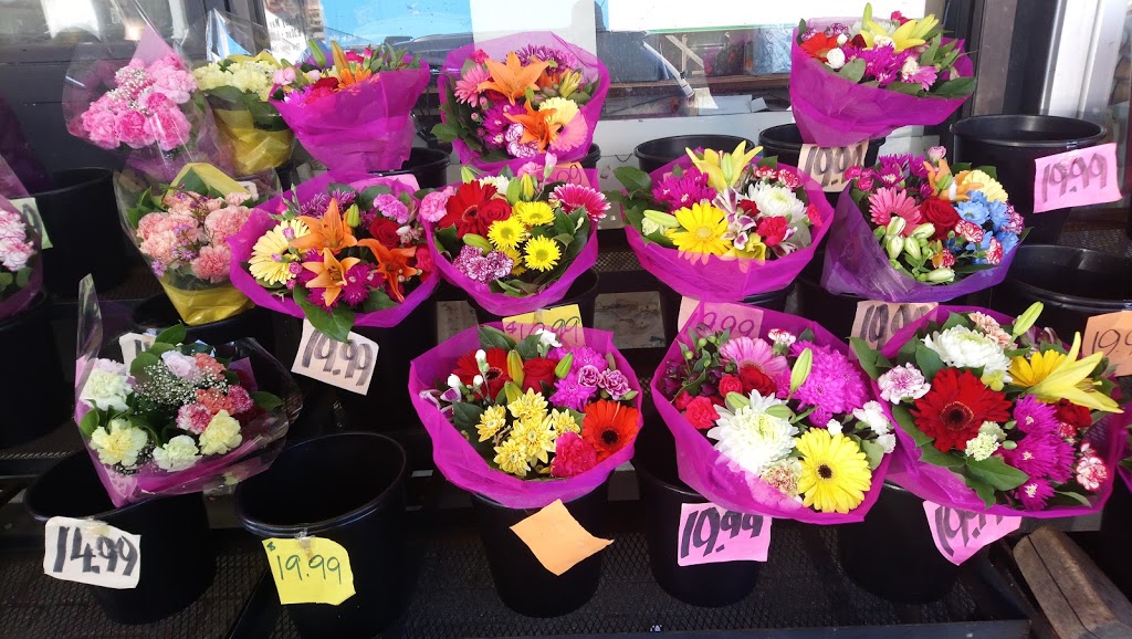 Tommys Market Ltd | 7375 Edmonds Street, Burnaby, BC V3N 1A9, Canada | Phone: (604) 522-3219