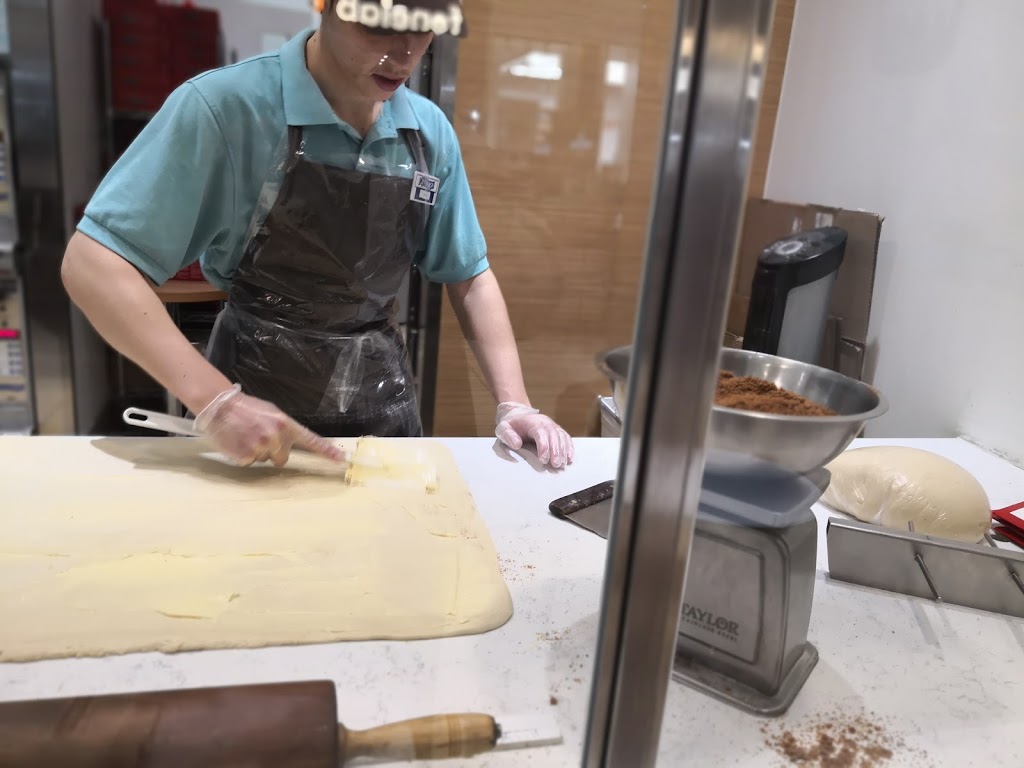 Cinnabon | Oshawa Centre, 419 King St W, Oshawa, ON L1J 4X3, Canada | Phone: (905) 571-5222