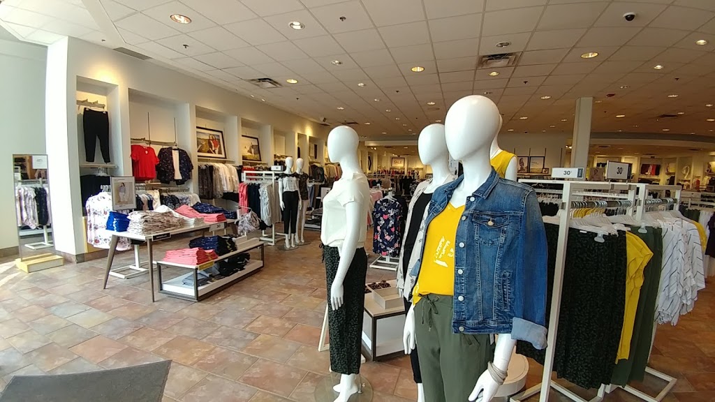 Reitmans | 6075 Mavis Rd, Mississauga, ON L5R 4G6, Canada | Phone: (905) 755-9574