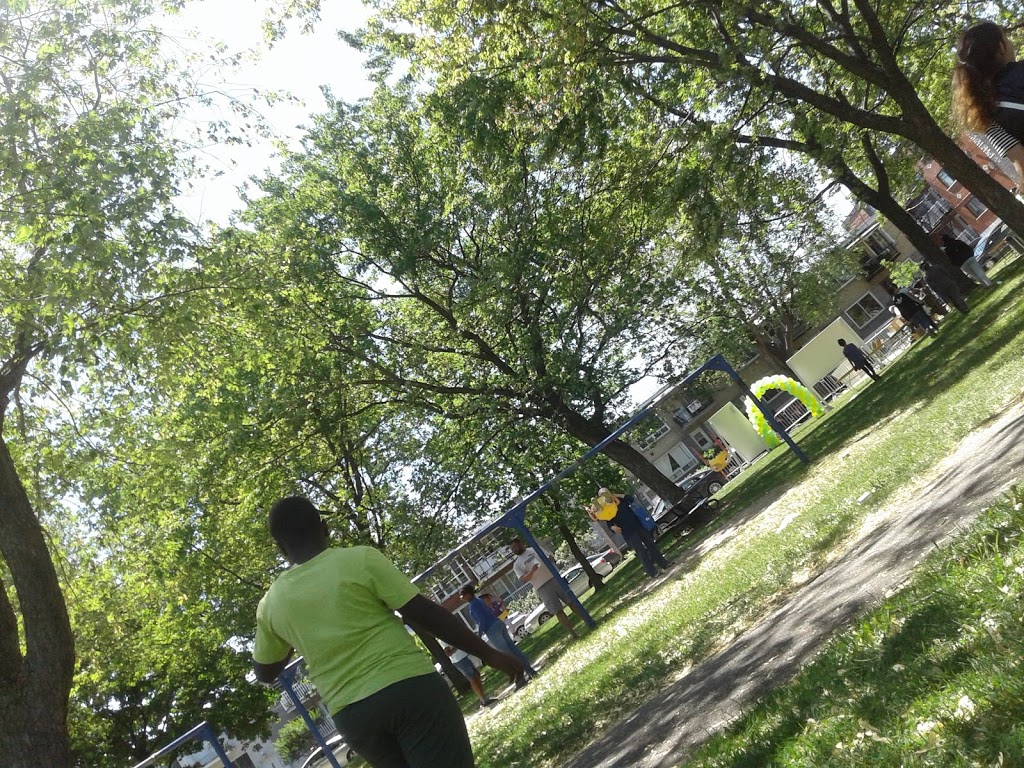 Parc Sauvé | Boul Henri-Bourassa E, Montréal-Nord, QC H1H 3M6, Canada | Phone: (514) 872-0311