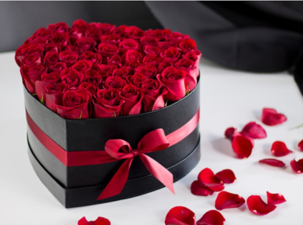 Jadore Flowershop (call-in / order online) | 3286 E Georgia St, Vancouver, BC V5K 2L3, Canada | Phone: (604) 417-4466