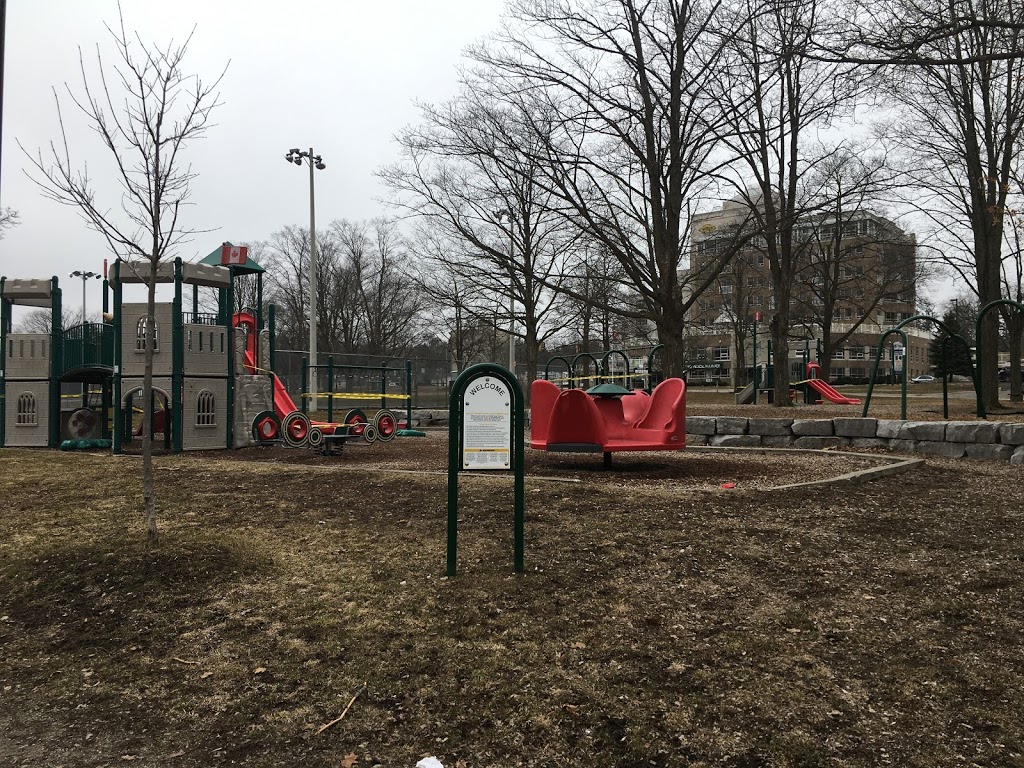 Queens Park | 55 Ross St, Barrie, ON L4N 1G3, Canada | Phone: (705) 739-4255