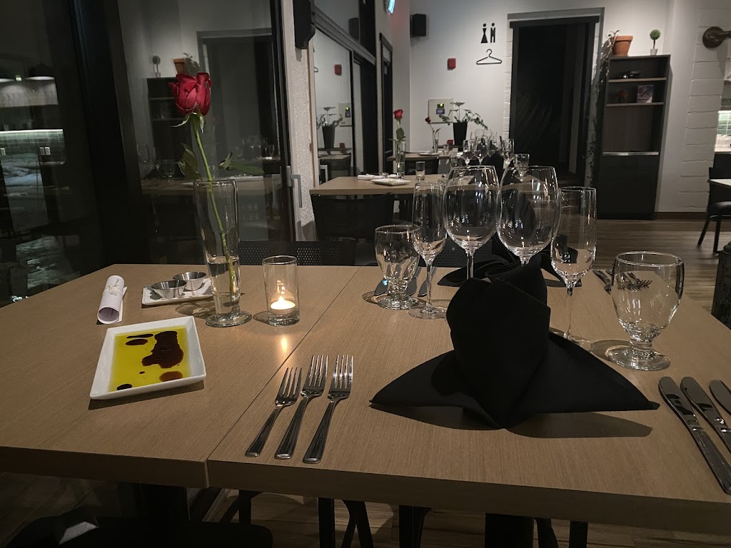 Bistro sans frontière | 409 Bd Marie Victorin, Kingsey Falls, QC J0A 1B0, Canada | Phone: (819) 363-9400