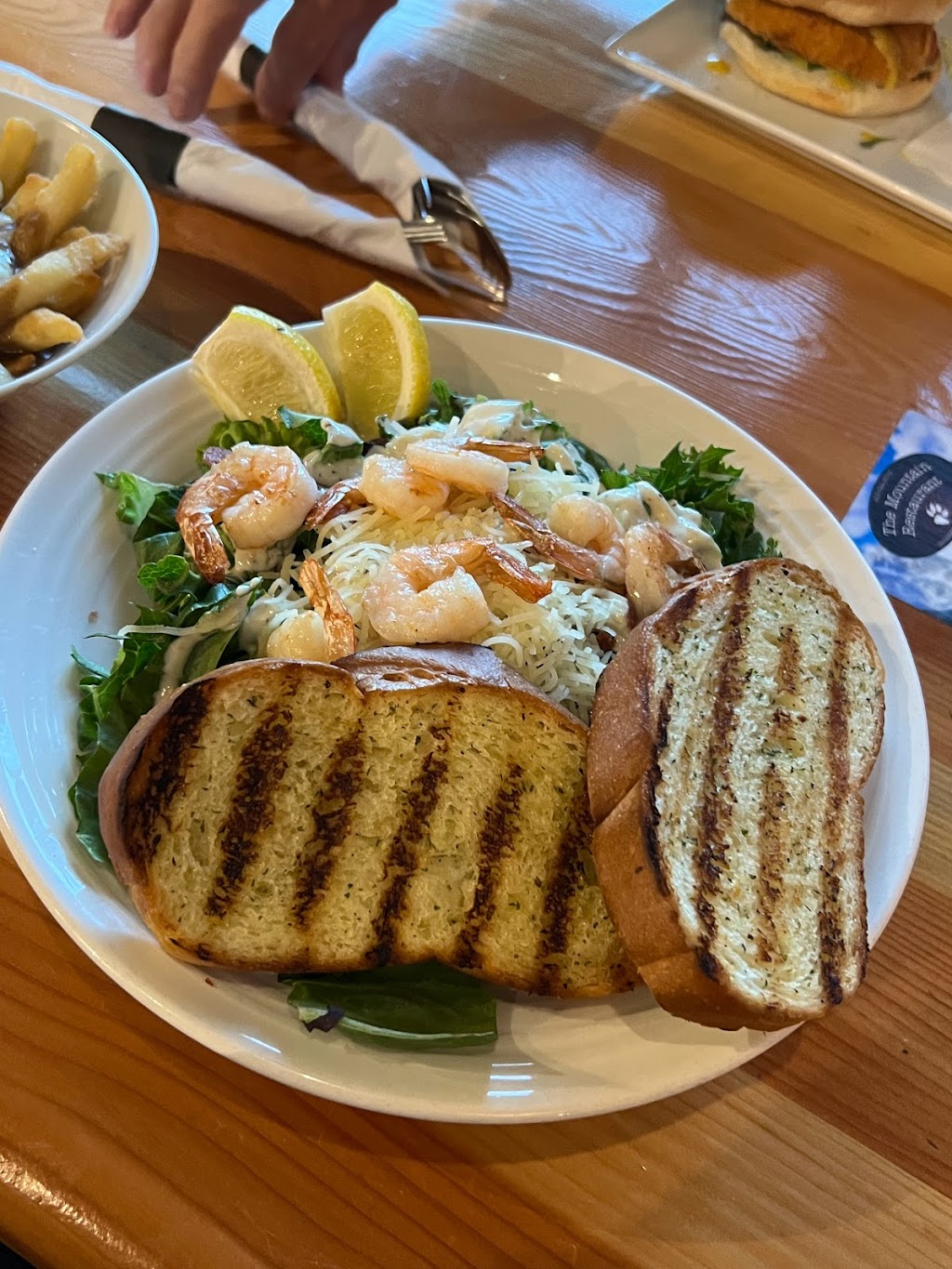 Mountain Restaurant | 200 Village Rd, Lake Louise, AB T0L 1E0, Canada | Phone: (403) 522-3573