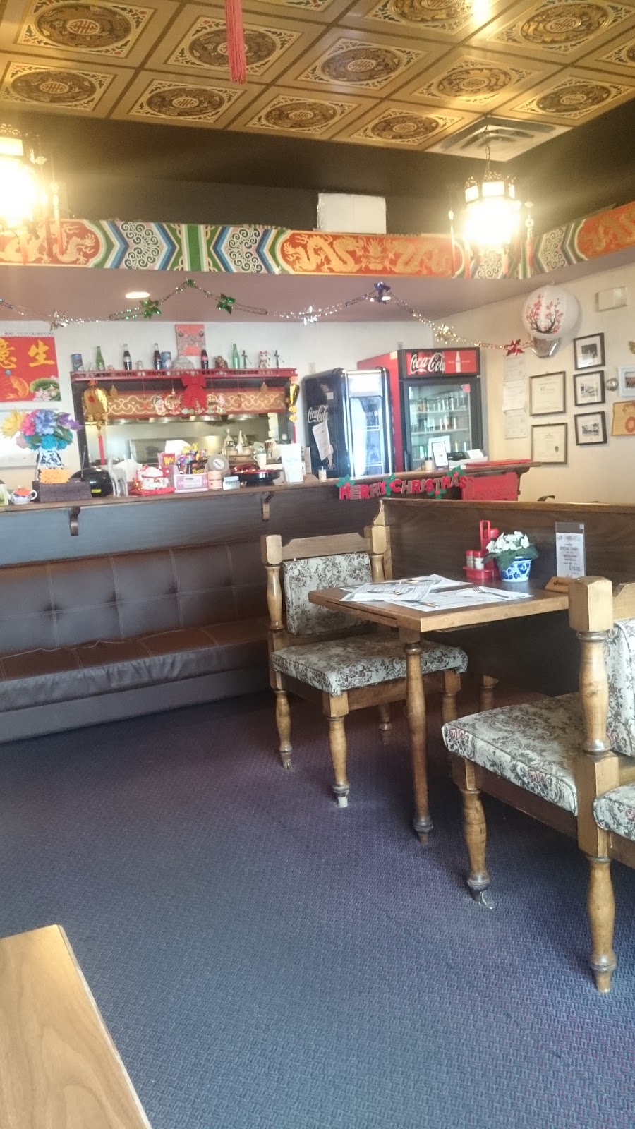 Charlies Place Restaurant Ltd | 38 Prince Albert Rd, Annapolis Royal, NS B0S 1A0, Canada | Phone: (902) 532-2111