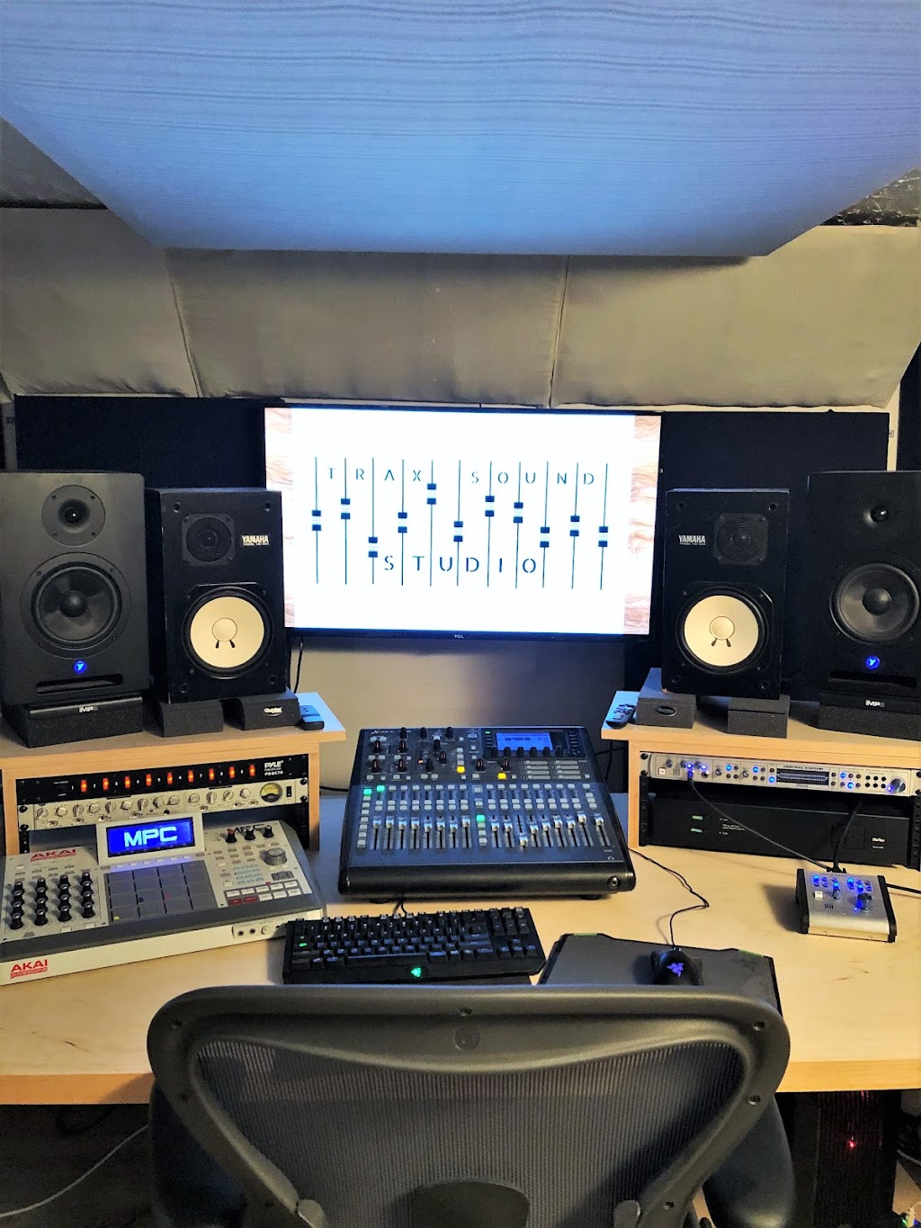 Trax Sound Studio | 84 Permilla St, St. Catharines, ON L2S 2G5, Canada | Phone: (647) 609-2239